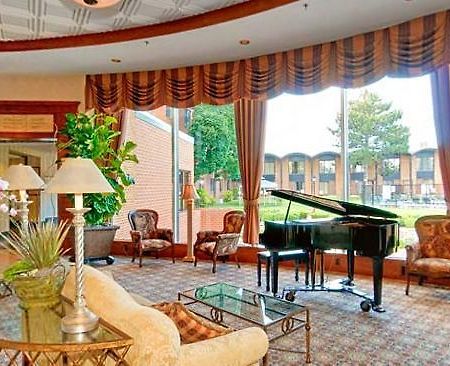 Wyndham Milwaukee Airport Hotel & Convention Center Екстериор снимка